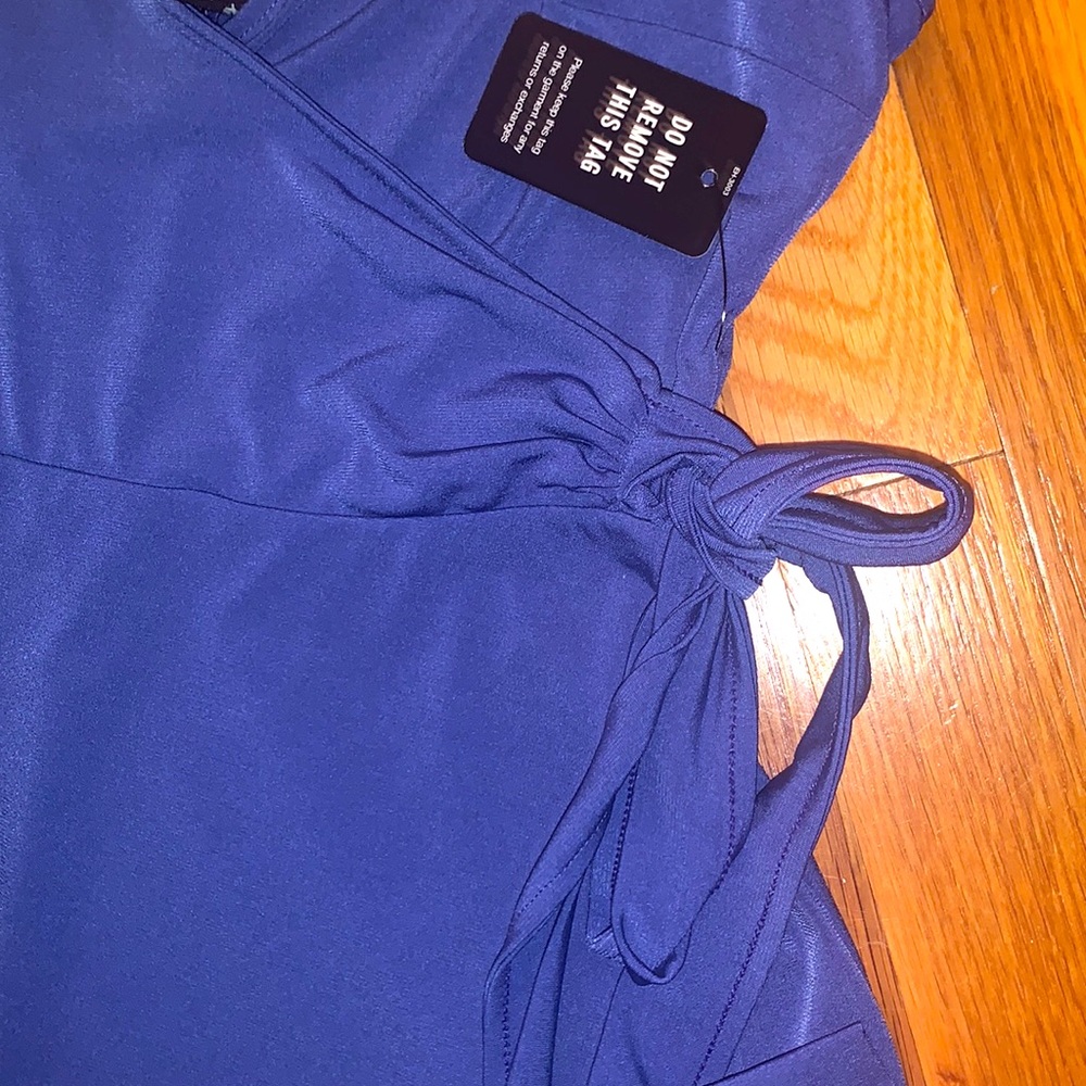 NWT Express Wrap Dress - Picture 2 of 4